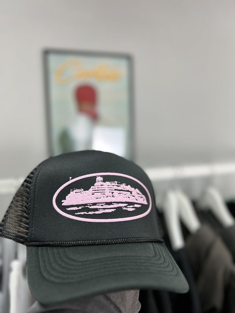 Corteiz Alcatraz Premium Trucker Cap (кепка кортез)