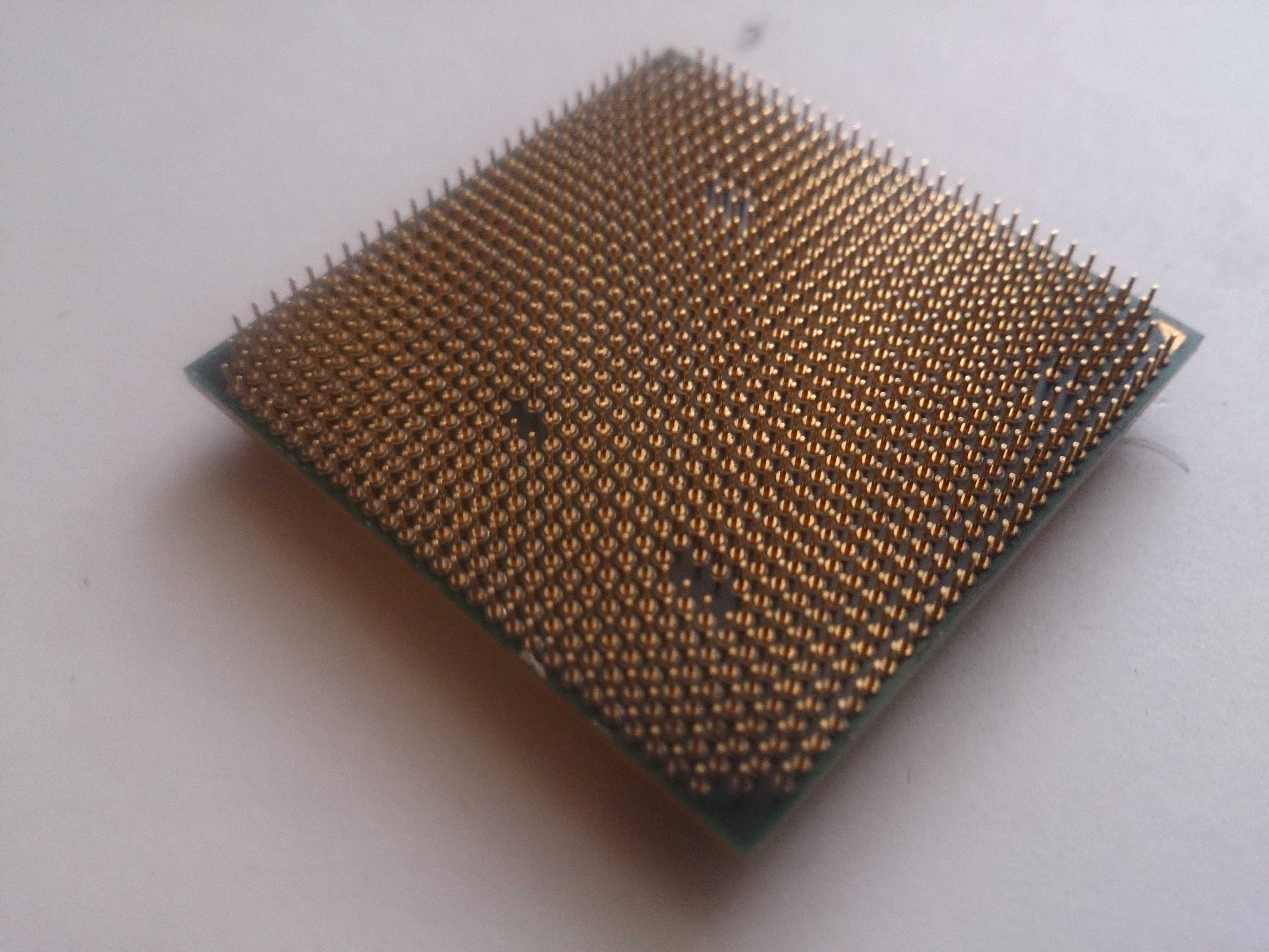 Процесор AMD Phenom II x4 965 3,4 GHz (4 ядра /Socket: AM2+/AM3)