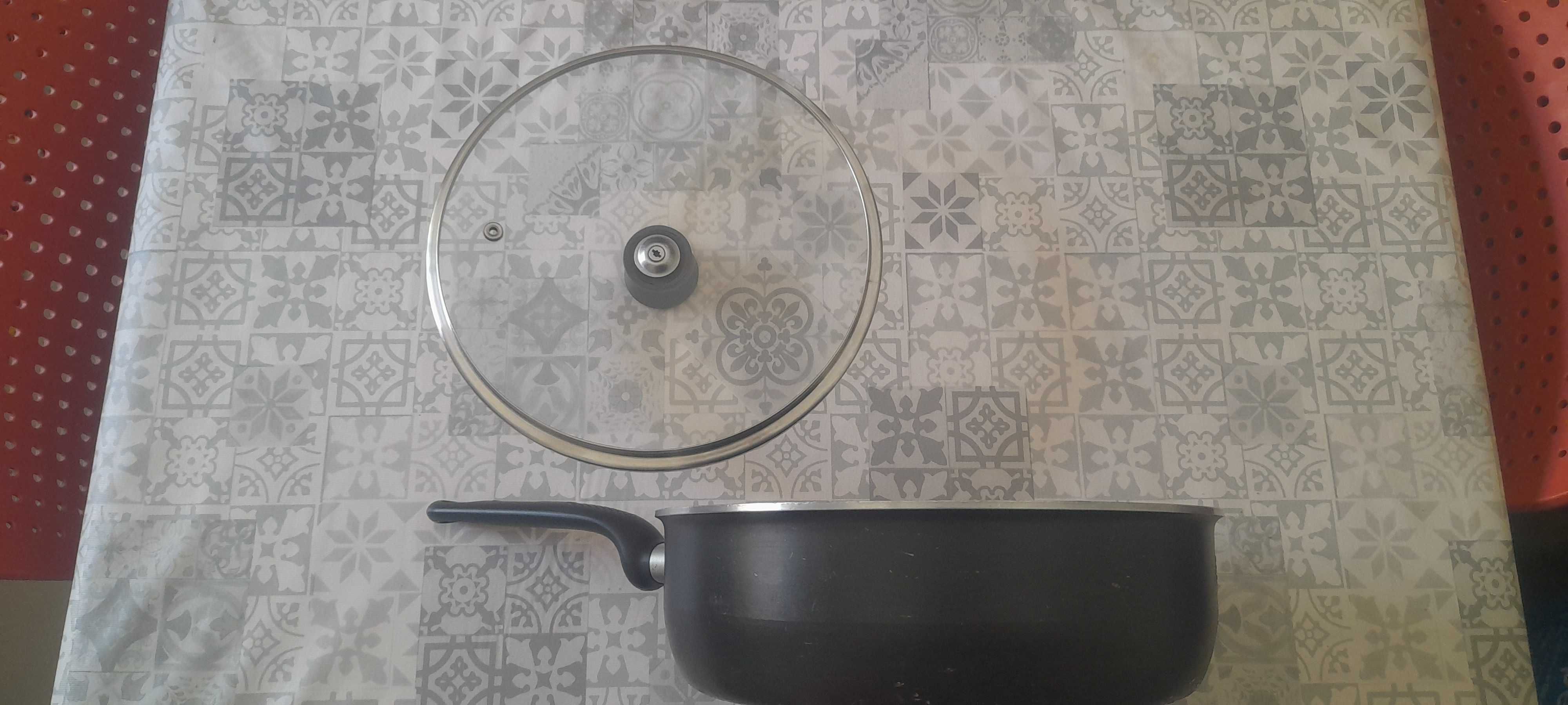 Panela Tefal em bom estado