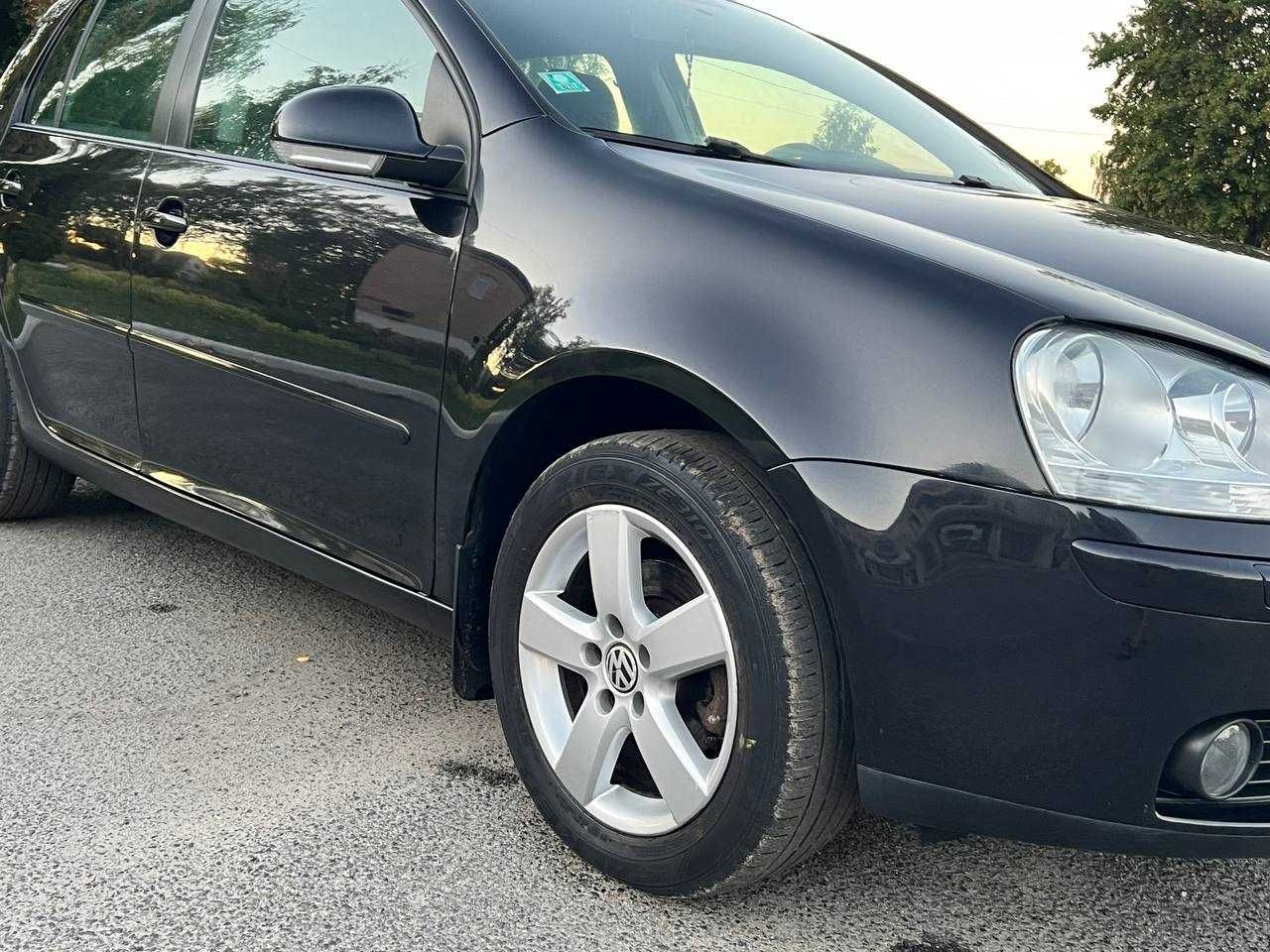 Volkswagen Golf 5 2008 р.в. в комплектації Tour 1.6 MPI
