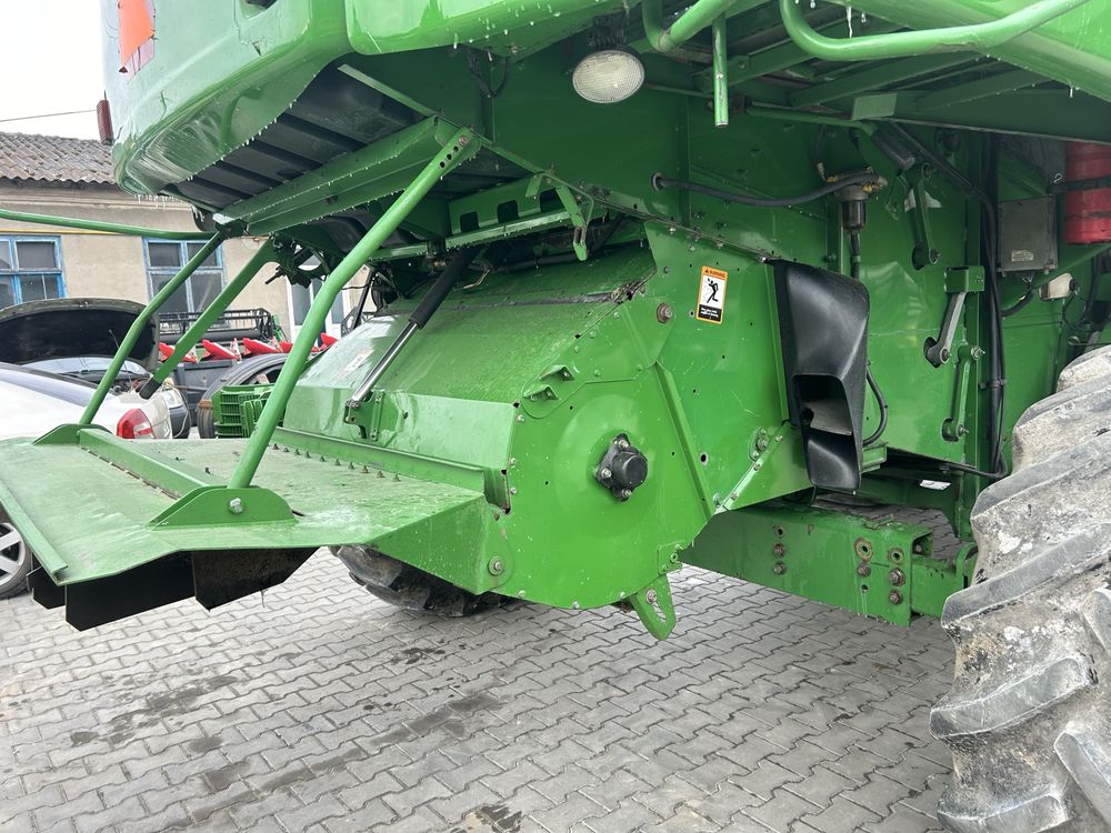 Комбайн John Deere 9760STS 2005 8.1