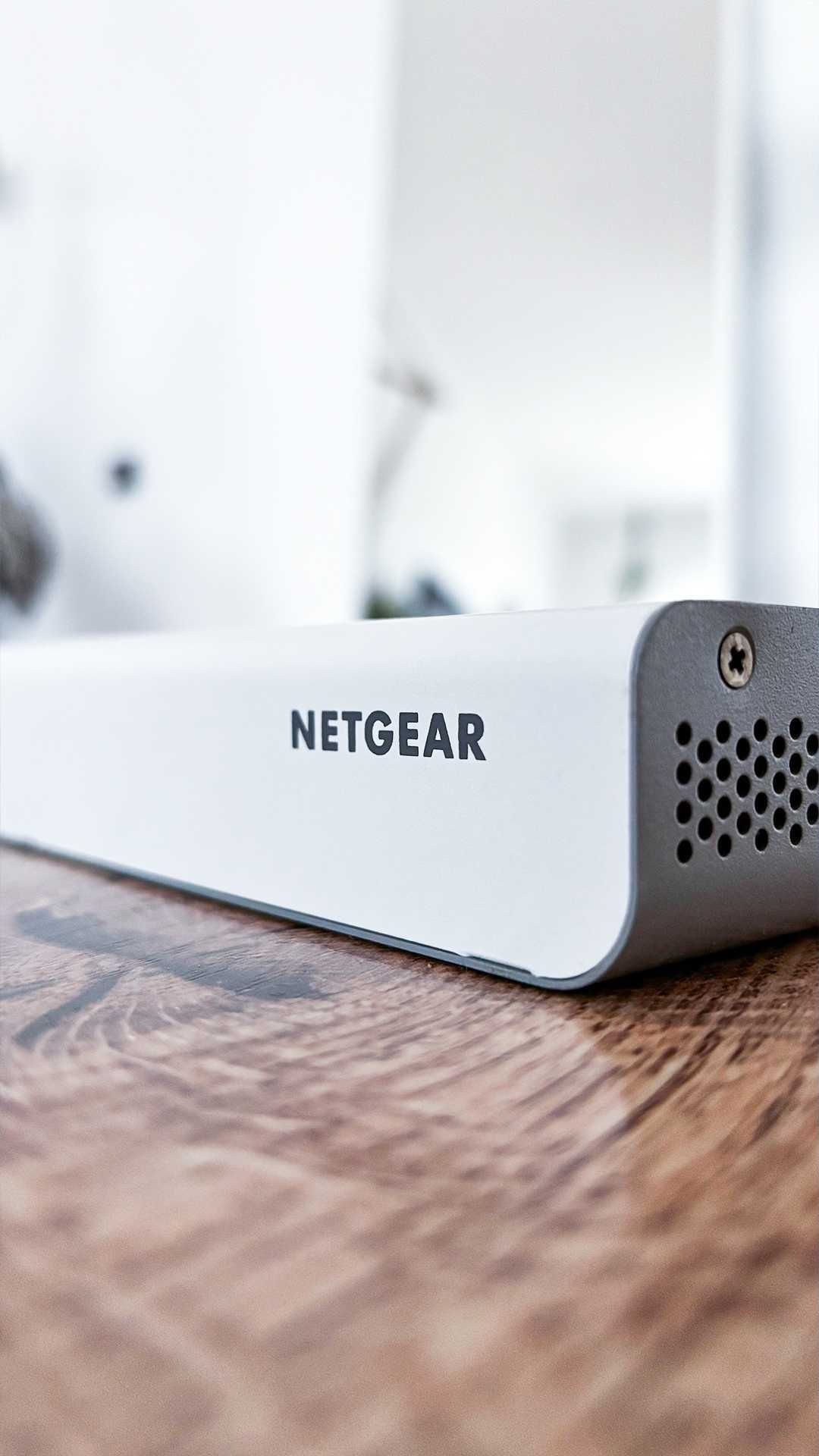 Switch Netgear GC110P (8x100/1000Mbit 2xSFP) PoE