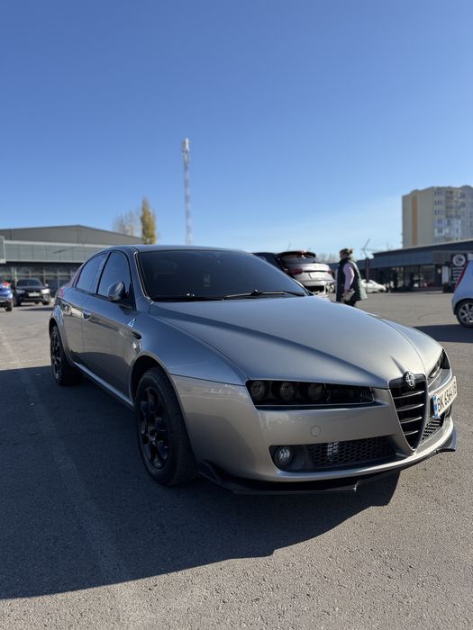 Продам Alfa Romeo 159