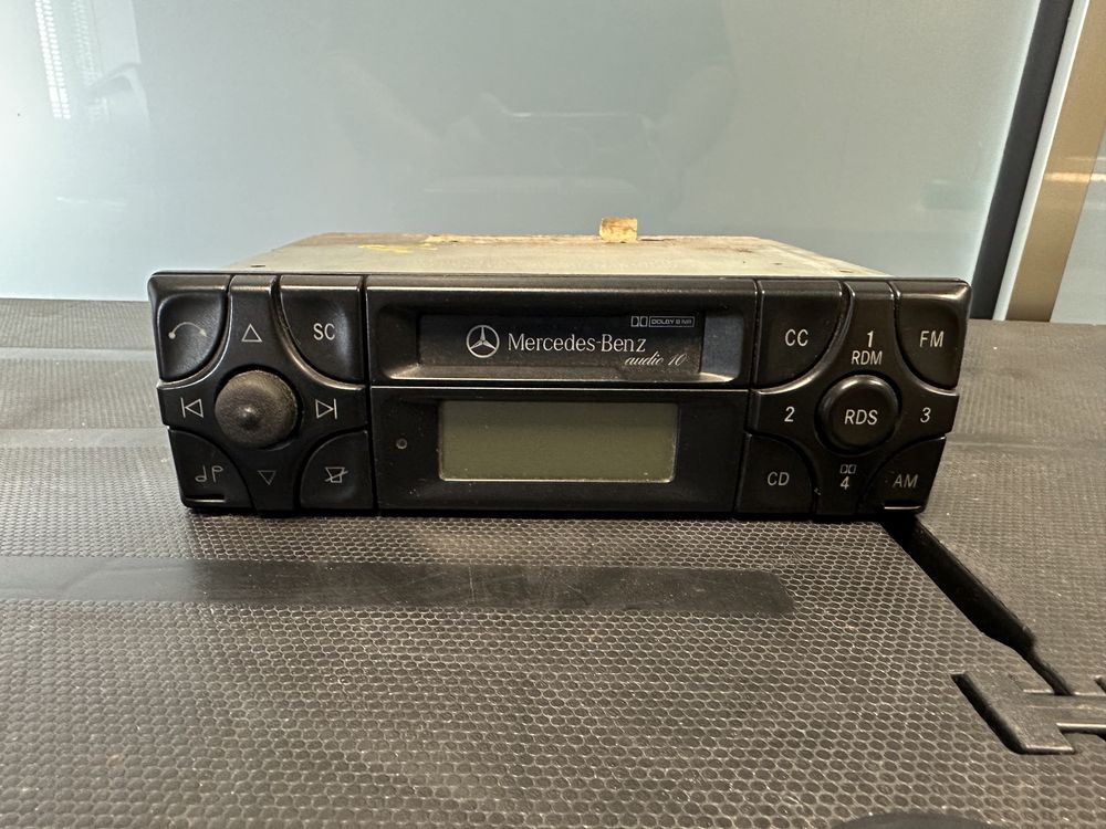 Radio Mercedes Audio10 K7