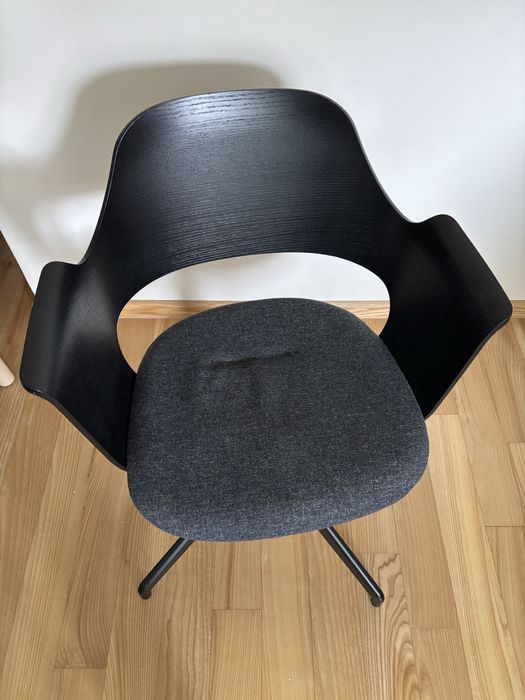 Krzeslo IKEA fjallberget czarne
