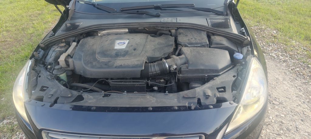 Volvo V60 2.0D 2011R