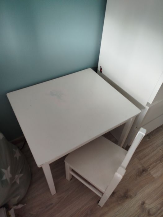 Stolik i krzesełko Ikea
