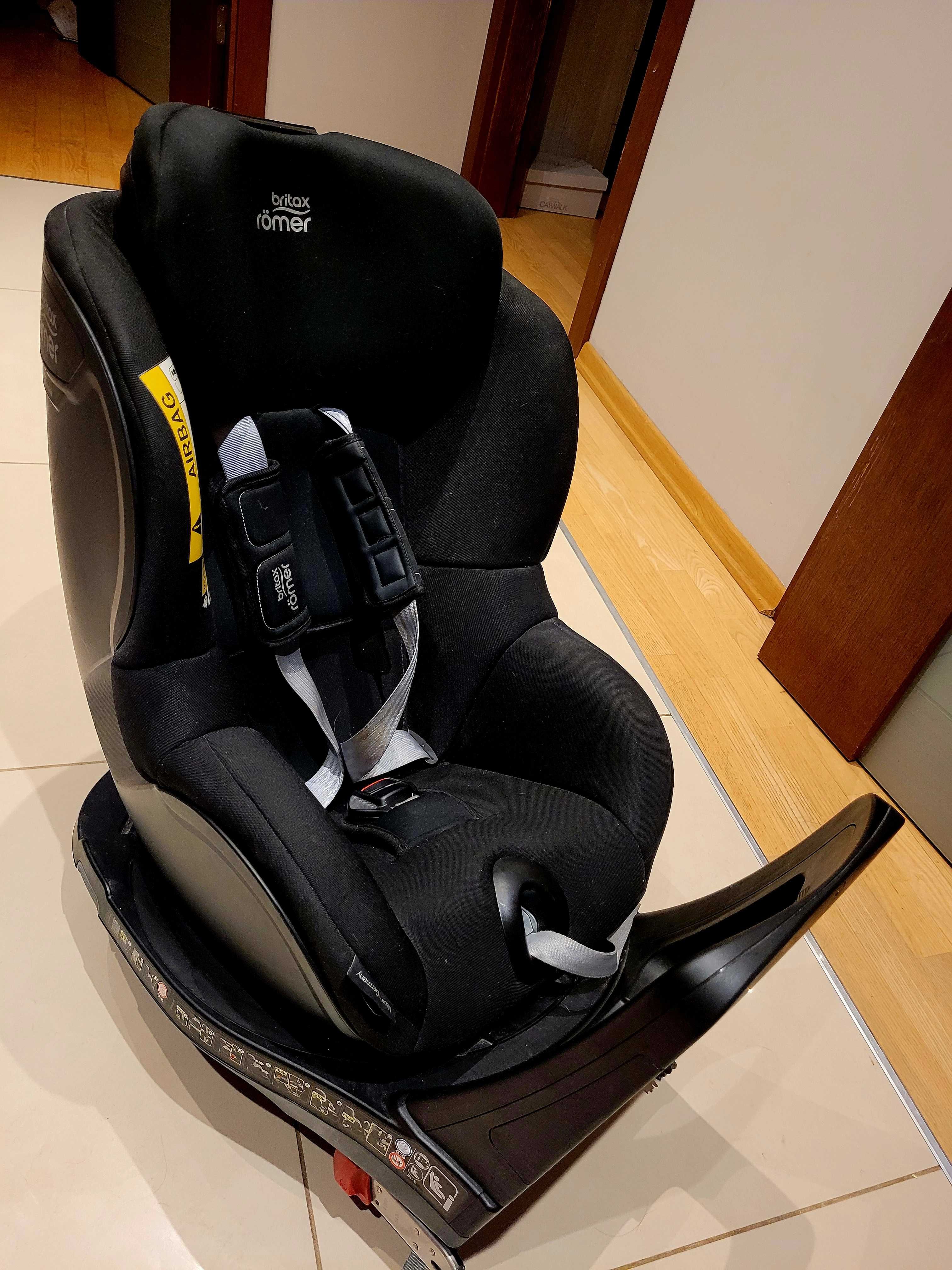 Fotelik samochodowy Britax Römer Dualfix obrotowy 360, do 18kg, 0-4lat