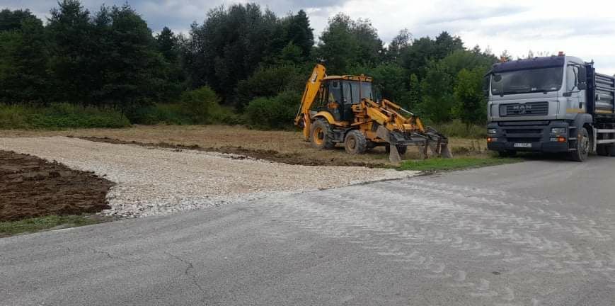 Usługi koparko-ładowarką, koparka, prace ziemne, podbudowy Transport