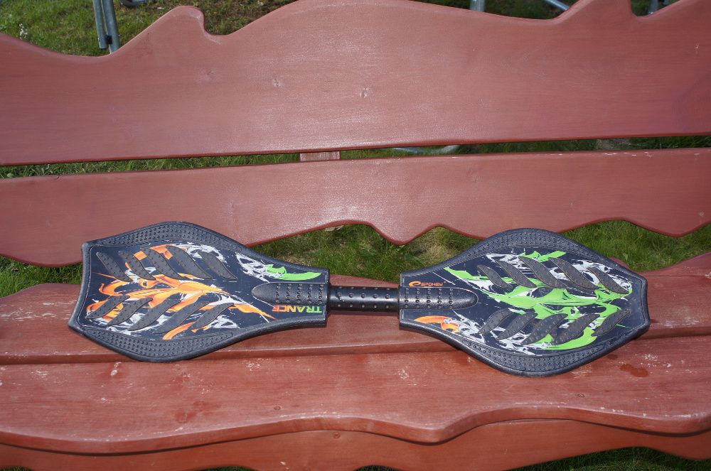 Solidna Deskorolka deska waveboard Spokey Trance