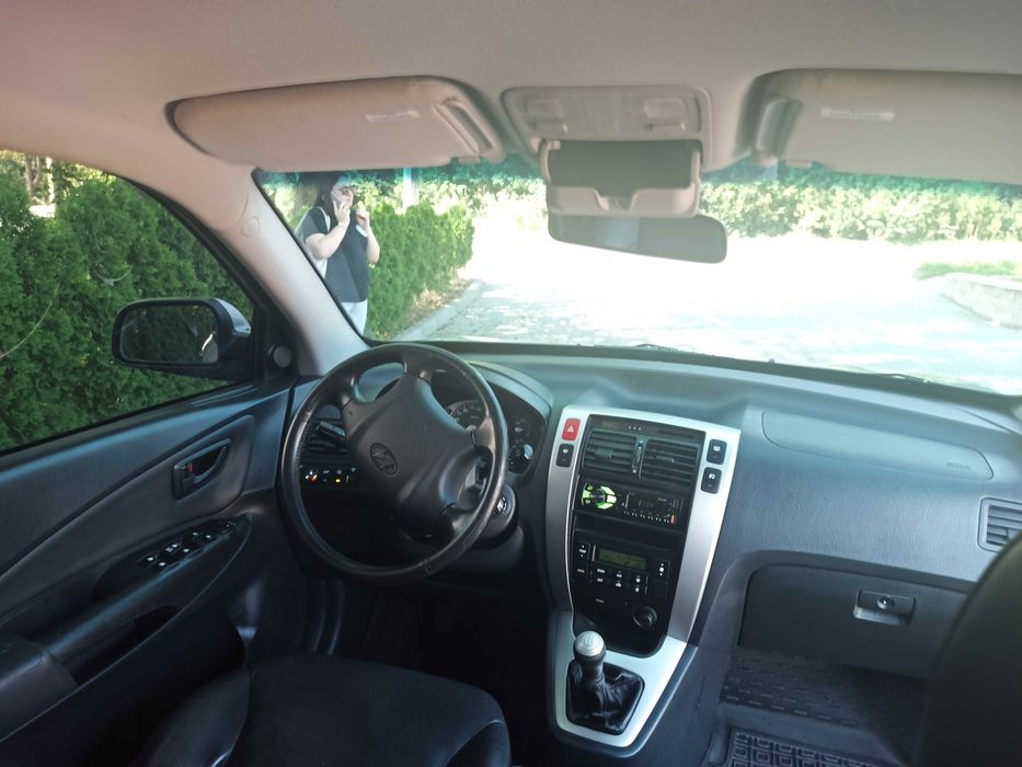 Хюндай Туксон в чудовому  стані, обслужений.