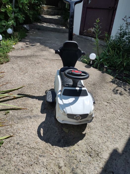 Продам толокар дитячий