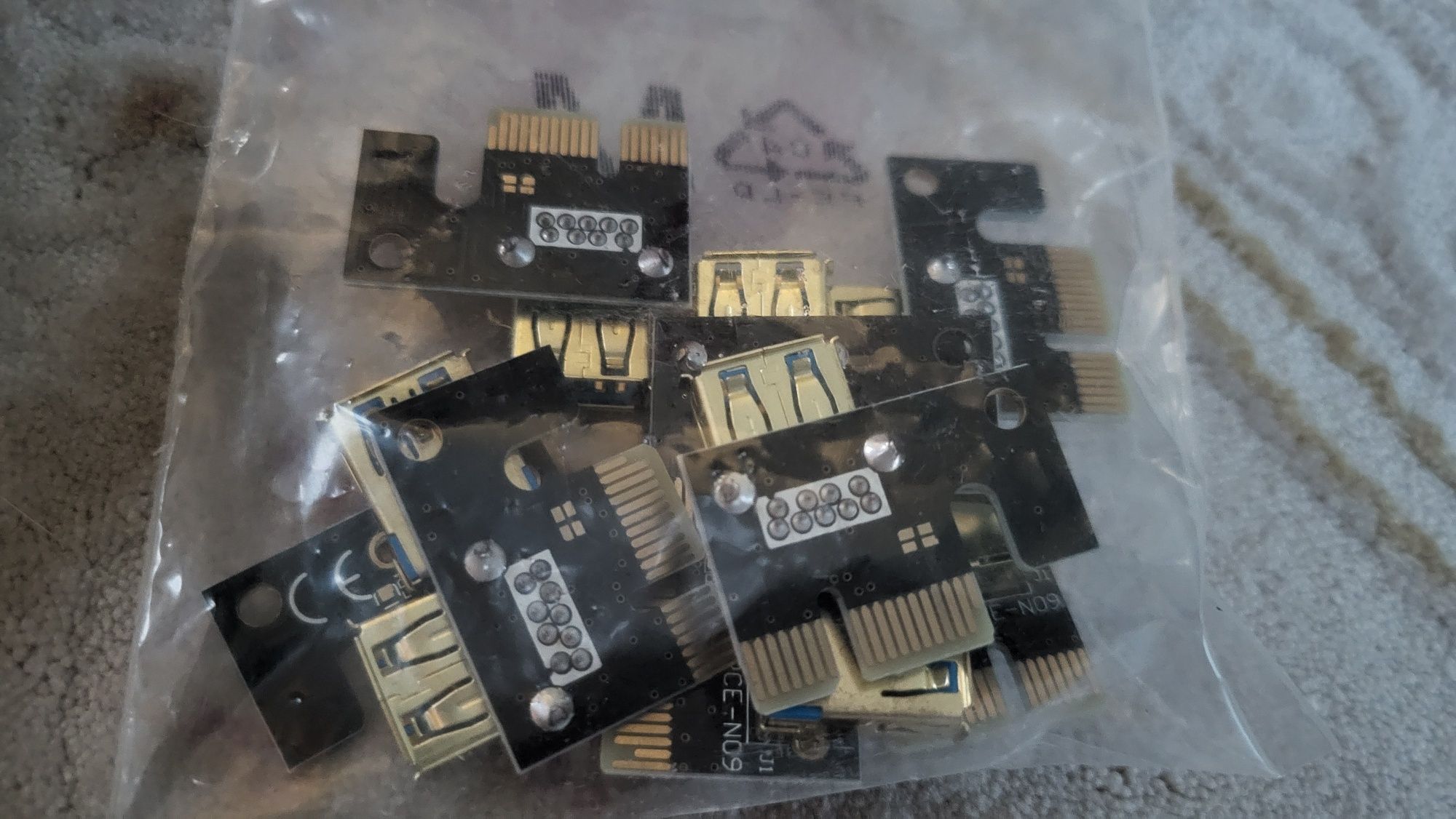 Riser 8 szt PCE164P-N08 USB 3.0