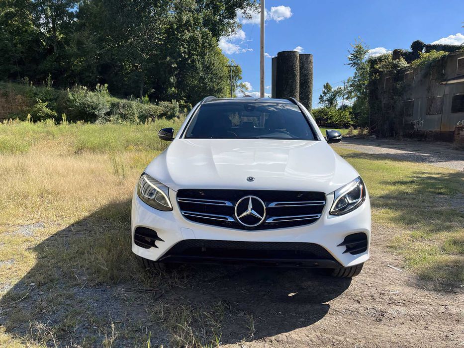 Mercedes-Benz GLC 300      2019