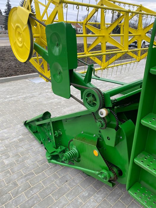 комбайн John Deere 925