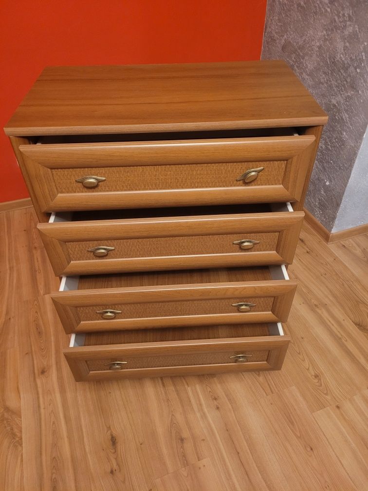 Komoda RETRO  + dwie szafki nocne RETRO  stan b. dobry