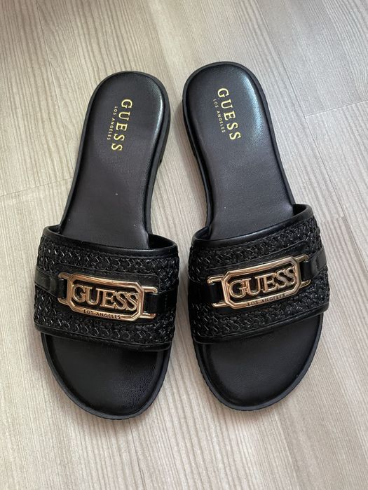 Шльопанці GUESS (оригінал)