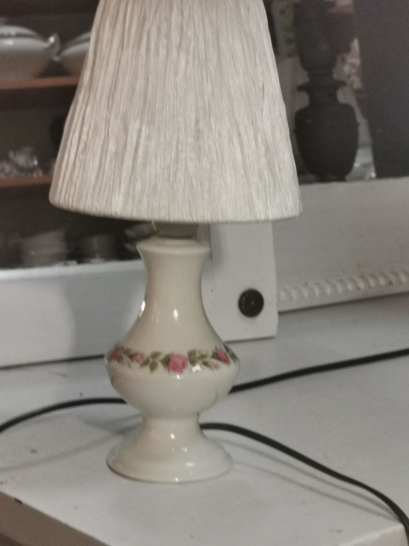 Lampka porcelanowa 27cm