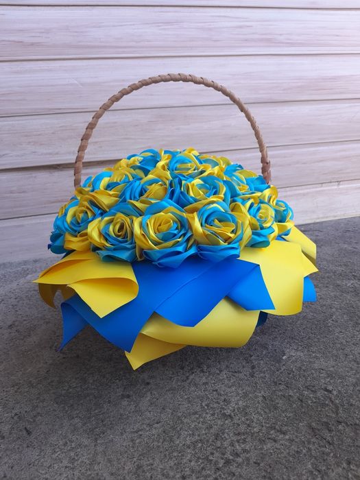 Букет з атласних стрічок для Героя