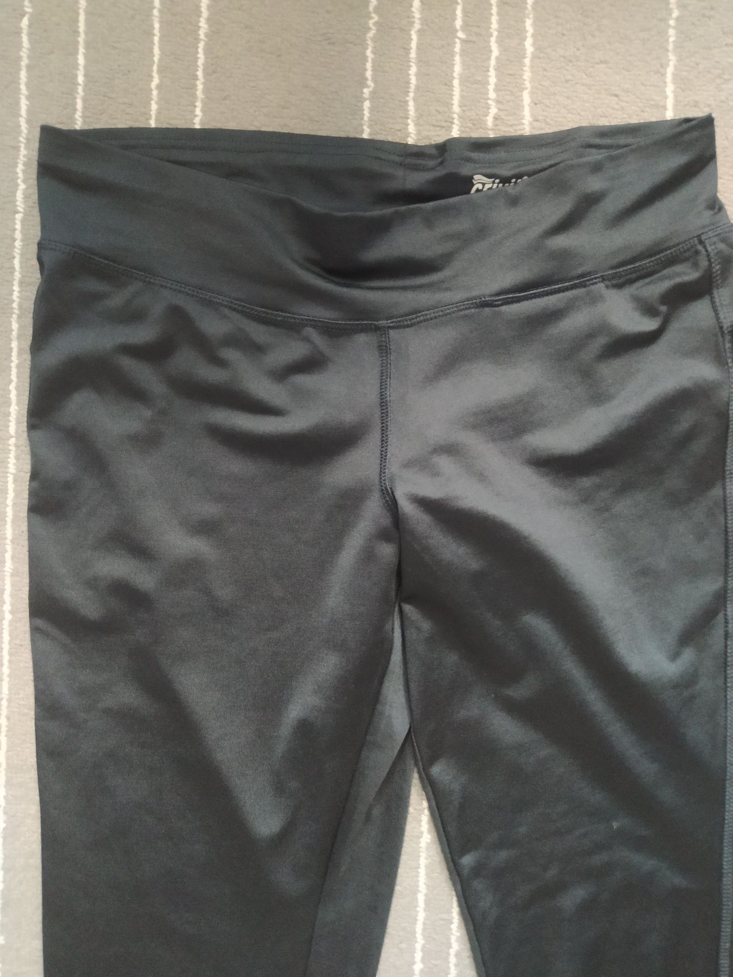 Legginsy długie czarne jak nowe Crivit