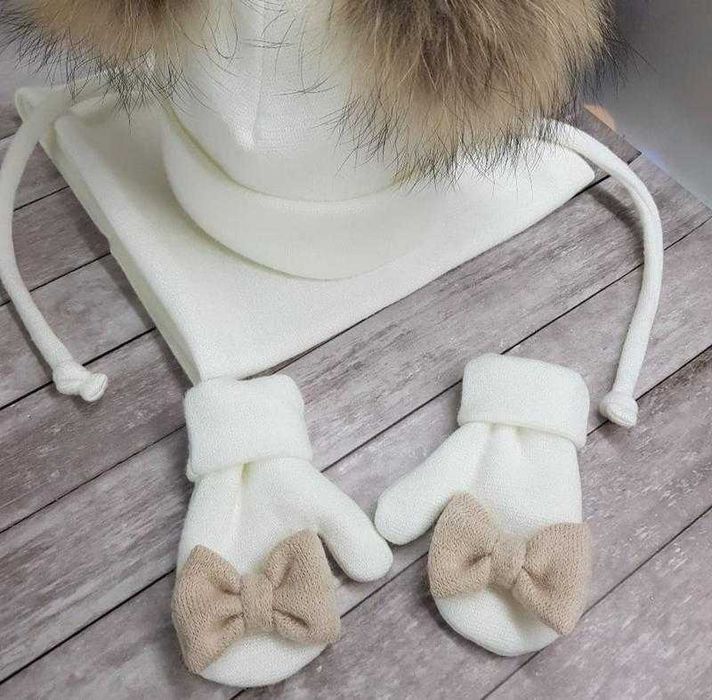 Набор зима шапочка шарф рукавички 0-6 років