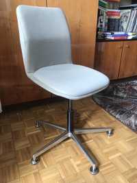 Minimalistyczne krzesło/fotel biurowe VANK