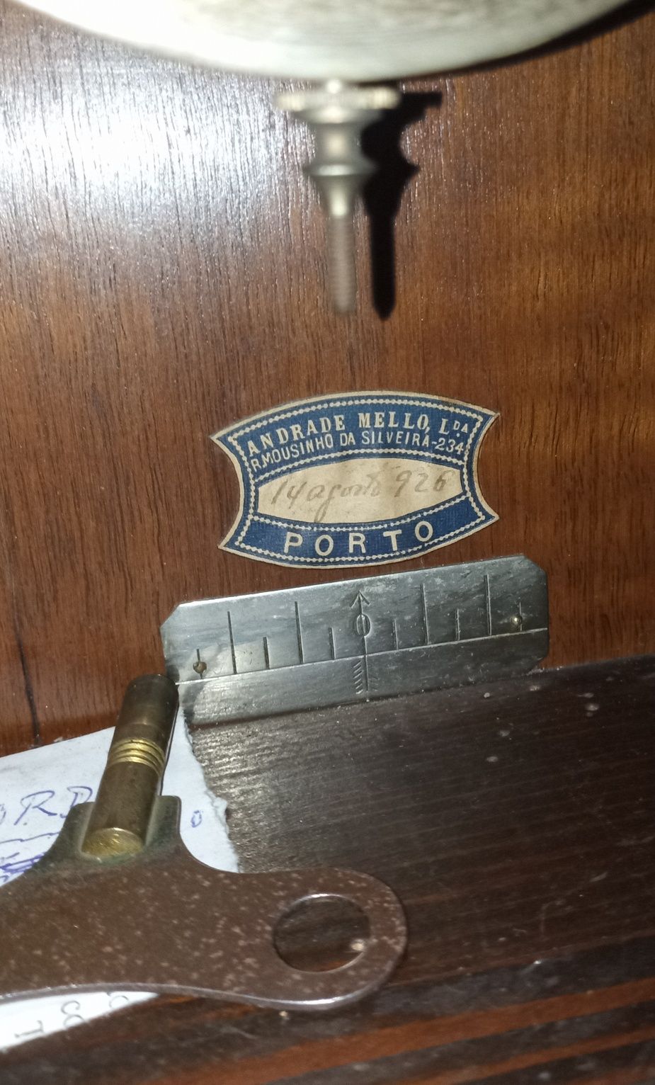 Relógio antigo de parede. Aceitam se propostas
