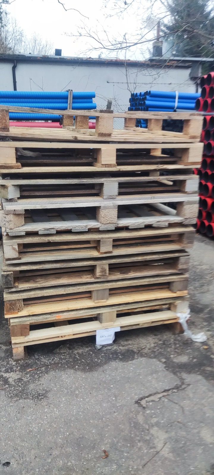 Palety niestandardowe
