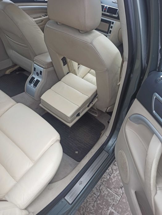 Skoda Superb 2,5TDI V6 Comfort Euro 4