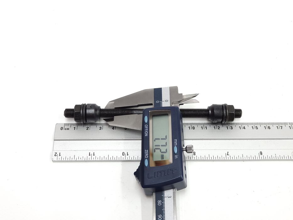 NOWA Oś koła przedniego Romet Wagant Gazela Pasat Turing Konsul Orkan