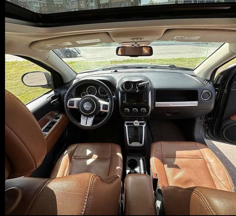 Jeep Compass 2013 рік • Автомат • Повний привід