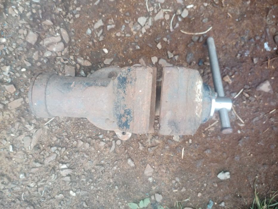 Тиски губки 12см