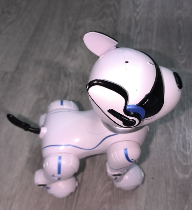 Собака робот, интерактивная игрушка.