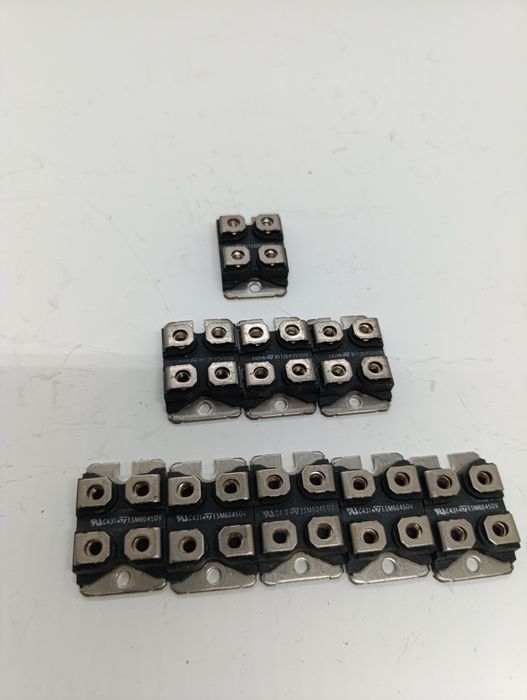 Силовий діодний мобуль С431 C409N C427E силовой диодный модуль