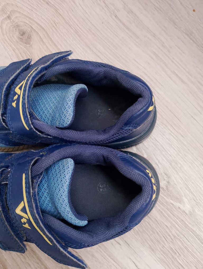 Adidasy Vty 32 chłopięce