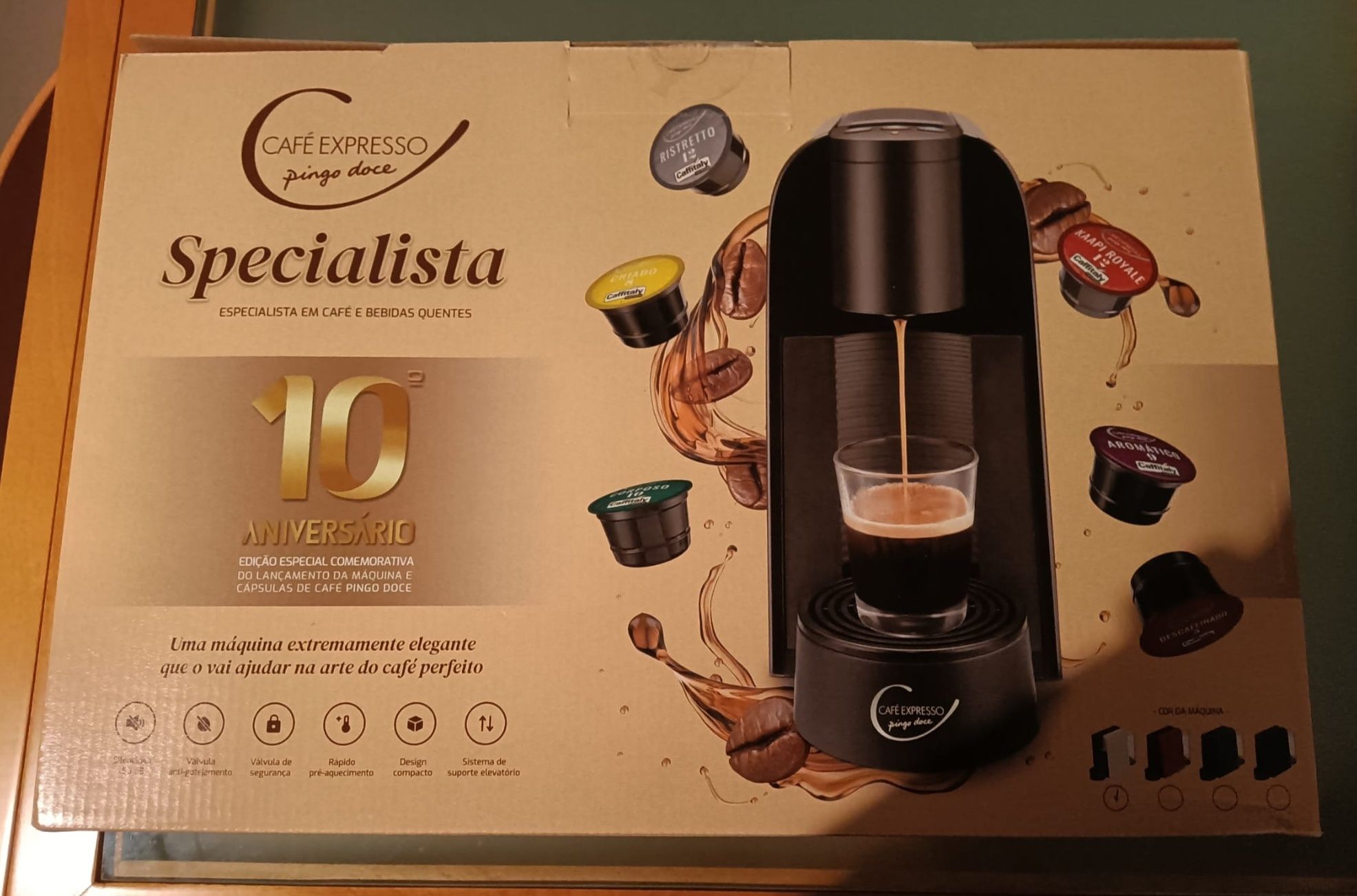 Vendo máquina de café Specialista nova