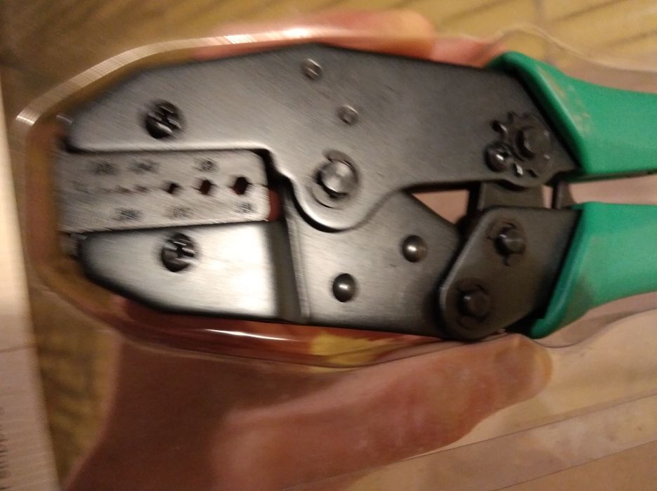 Zaciskarki sześciokątne do przewodów Hex crimper