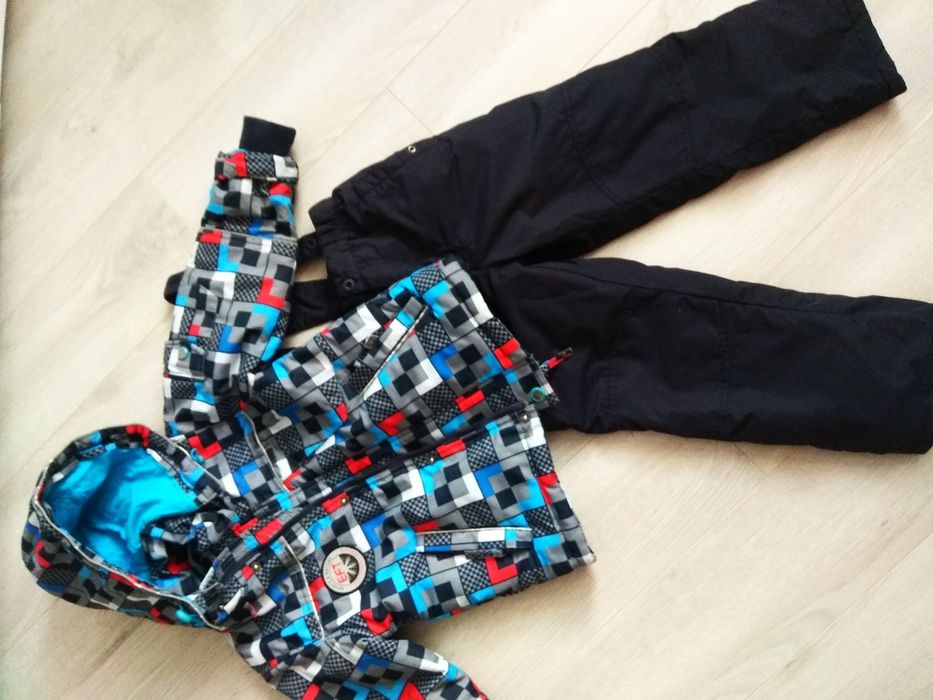 Демісезонна куртка і штани