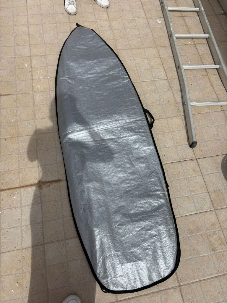 Prancha Surf 5'11" com Capas