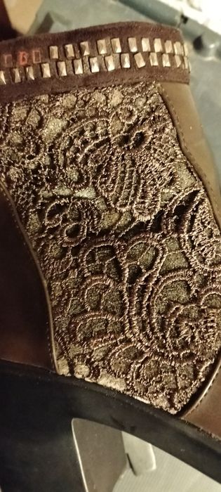 Botas Castanhas - Para desocupar