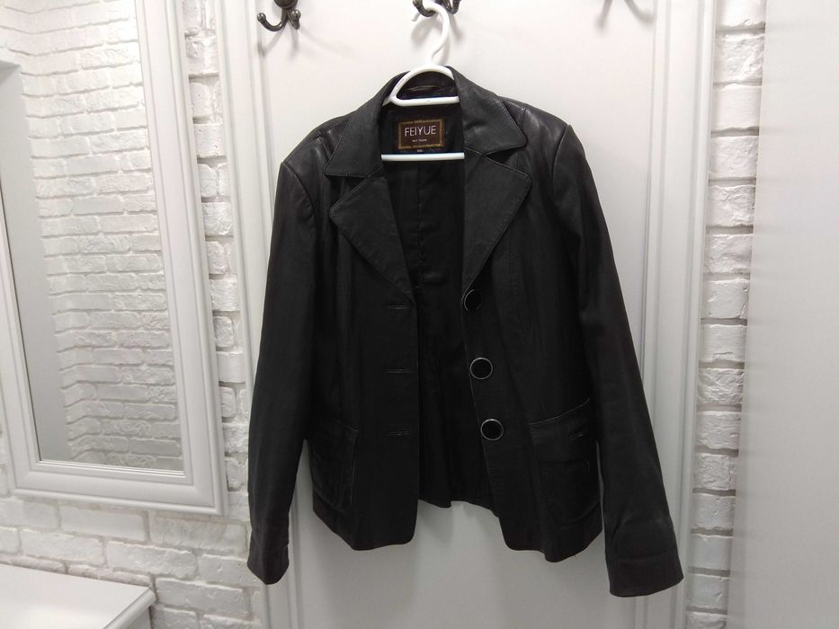 Куртка жіноча шкіряна  піджак жакет