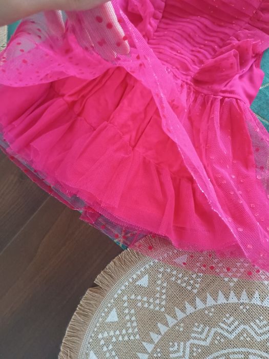 Elegancka sukienka dla dziewczynki Reserved 62