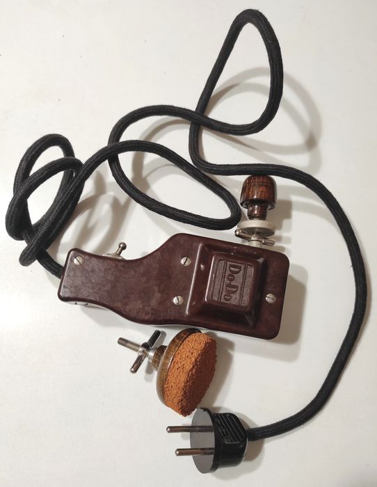 Stary masażer elektryczny z 1940 roku