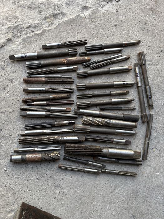 Rozwiertaki maszynowe na mm (noże tokarskie)