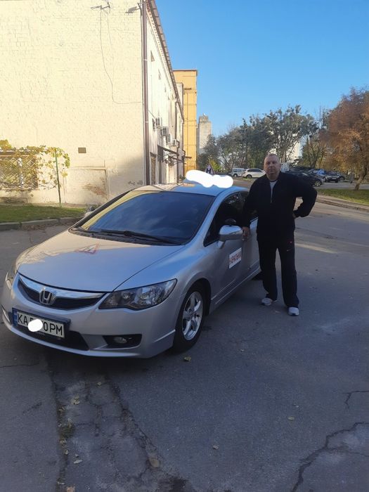 Уроки водіння на Honda