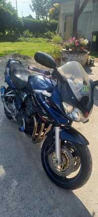 Motor Suzuki bandit 1200s