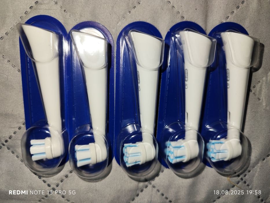 Zestaw końcówek Oral B IO 5 sztuk plus dodatki