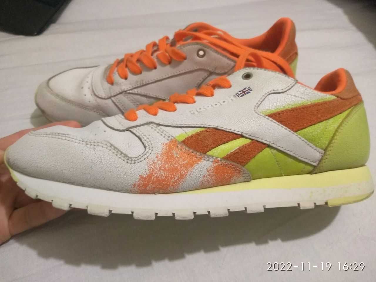 Reebok Mens Montana Cans CL orange