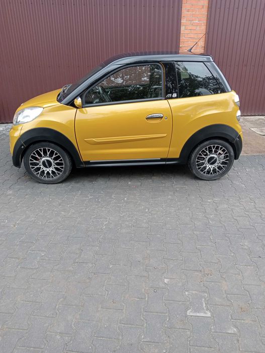 Samochód Microcar m8