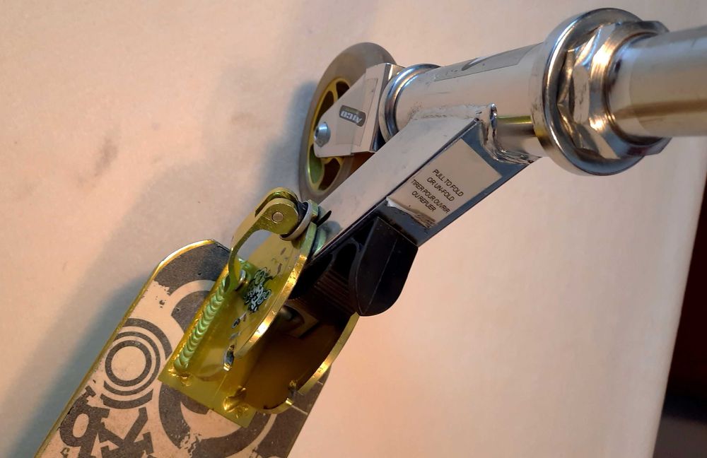 Trotineta AVIGO Scooter (50kg)